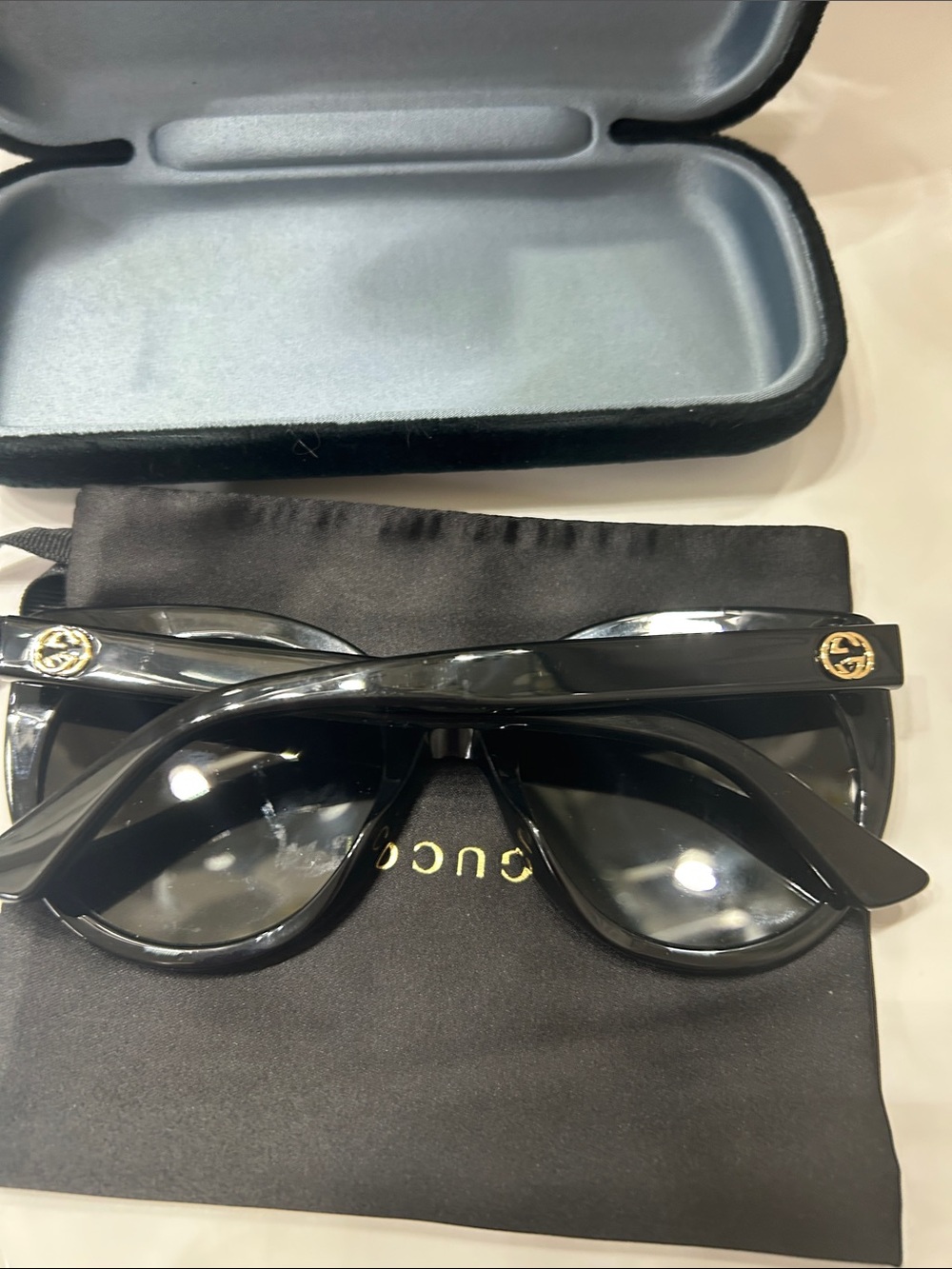 Gucci Black Oversized Round Women's Sunglasses brand new with case and bag cloth - Picture 4 of 7